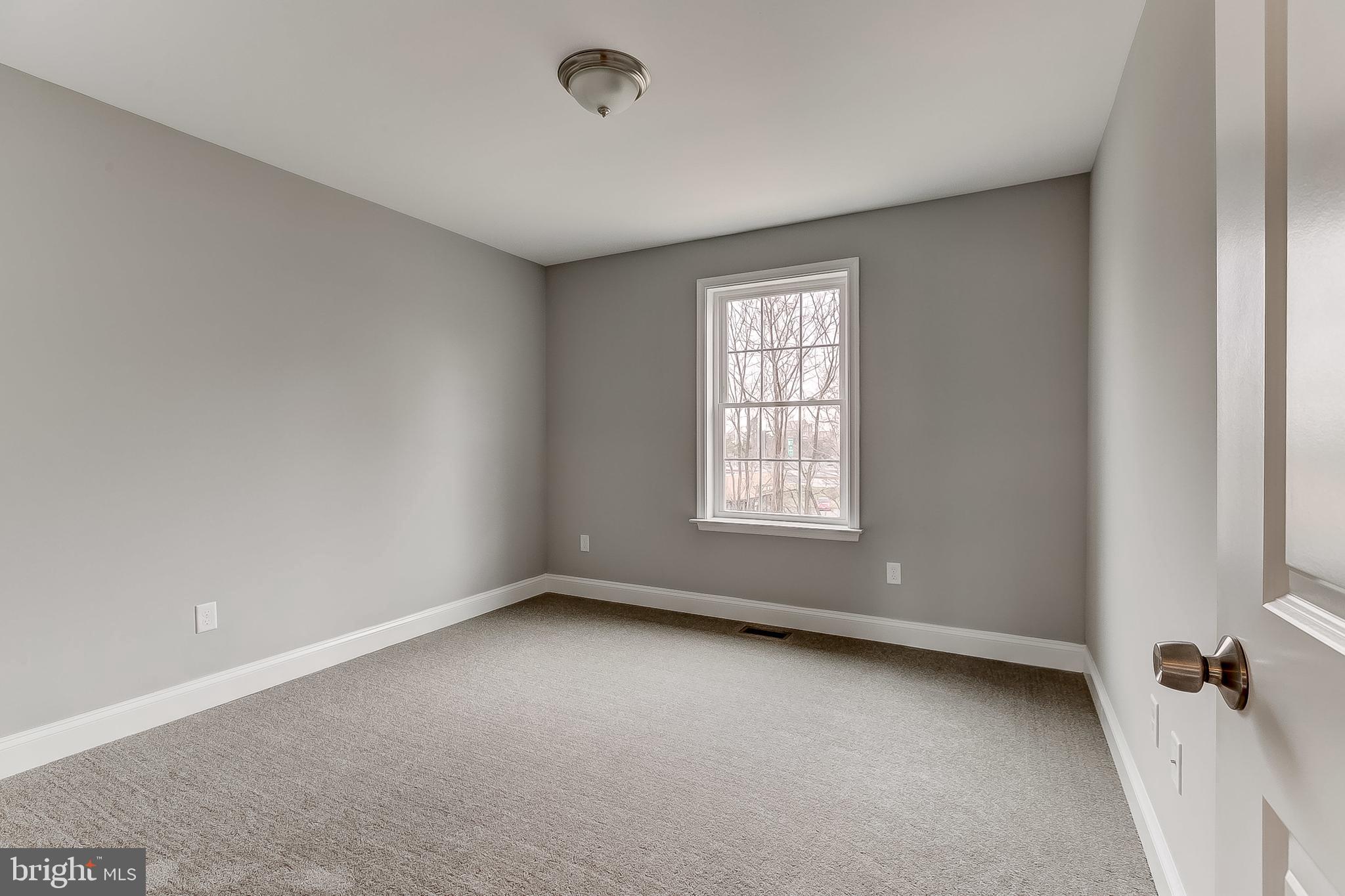 807 North Point Road Baltimore, MD 21224 - Photo 16 of 30 Gallery Image 16
