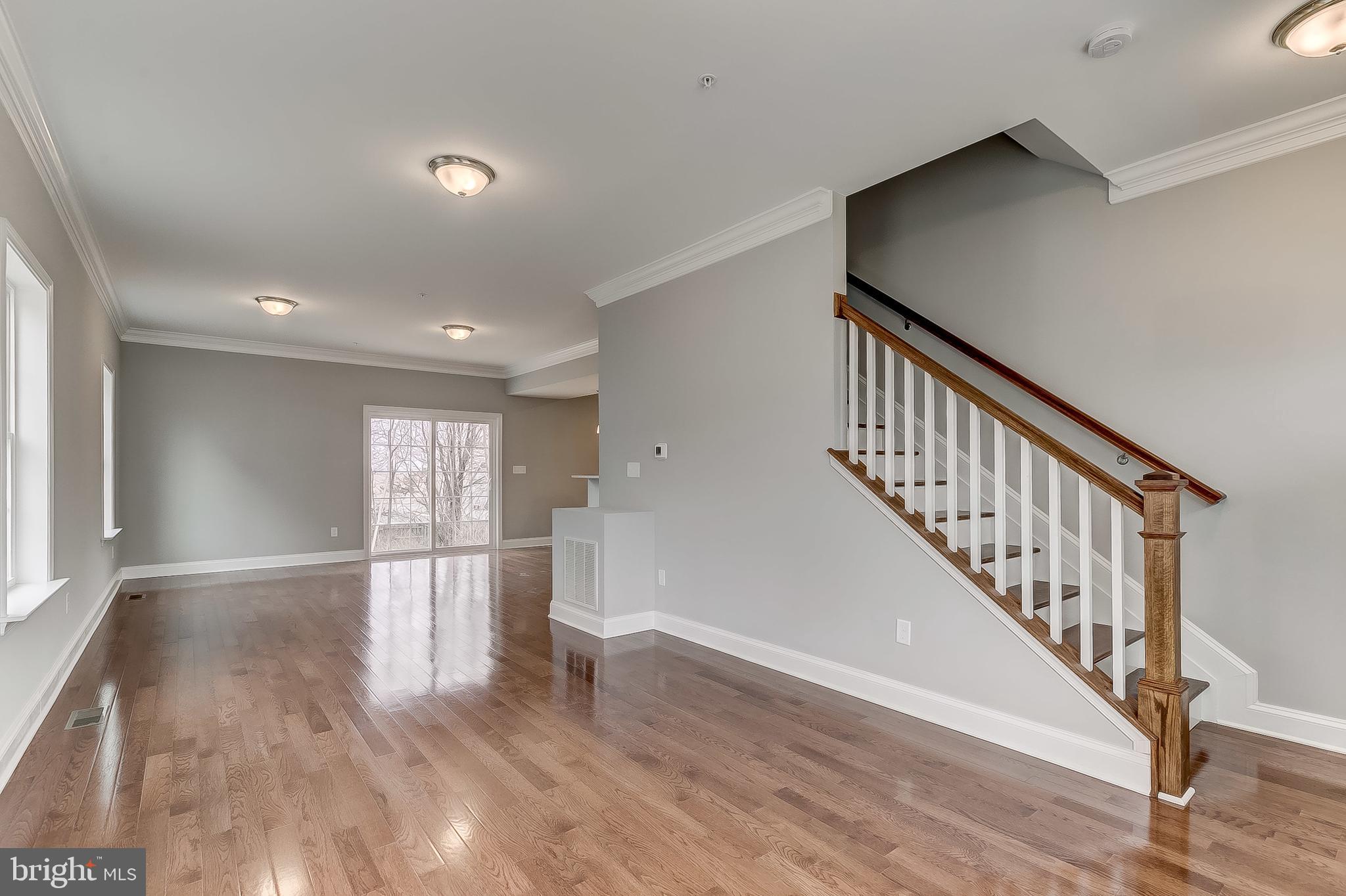 807 North Point Road Baltimore, MD 21224 - Photo 5 of 30 Gallery Image 5