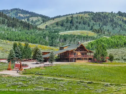 $2,549,000 | 1802 Dusty Trail, Auburn, WY 83111