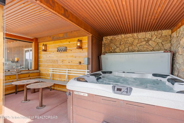 $2,549,000 | 1802 Dusty Trail, Auburn, WY 83111