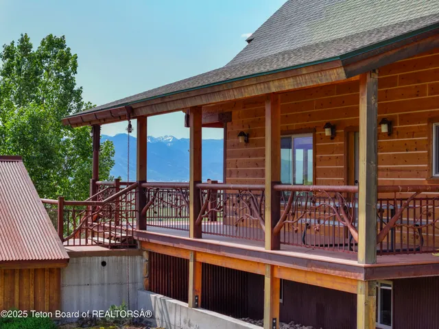 $2,549,000 | 1802 Dusty Trail, Auburn, WY 83111