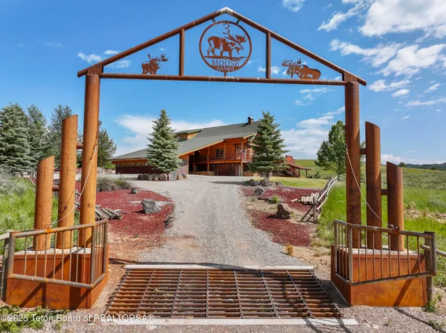 $2,549,000 | 1802 Dusty Trail, Auburn, WY 83111