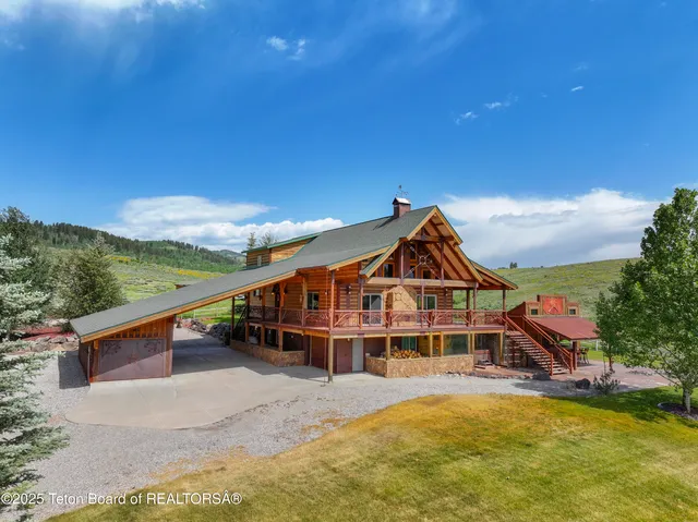 $2,549,000 | 1802 Dusty Trail, Auburn, WY 83111