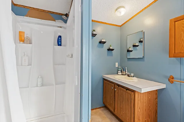 $240,000 | 573 Back Road, Skowhegan, ME 04976