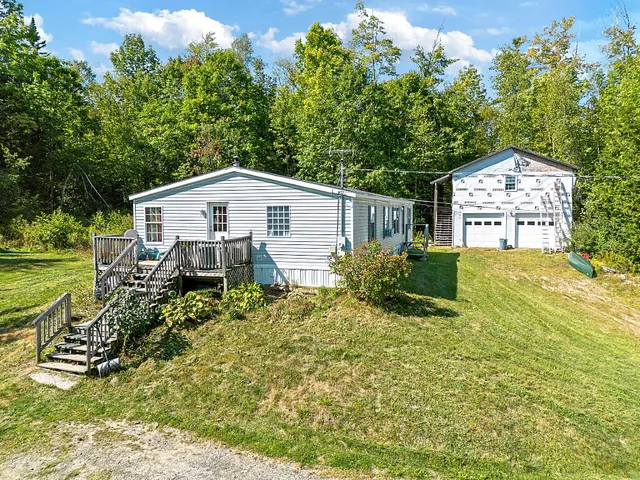 $240,000 | 573 Back Road, Skowhegan, ME 04976