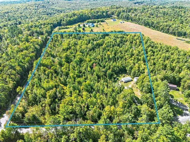 $240,000 | 573 Back Road, Skowhegan, ME 04976
