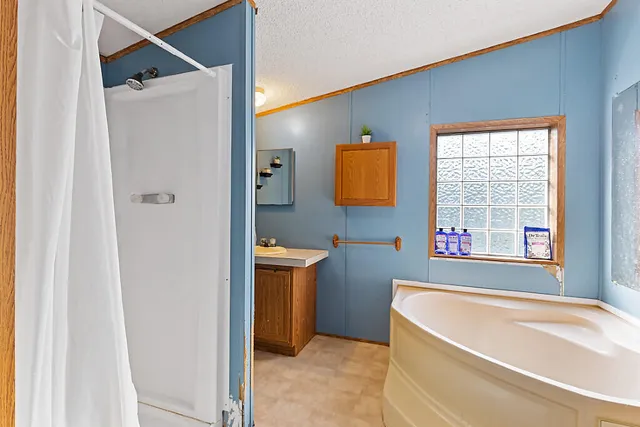 $240,000 | 573 Back Road, Skowhegan, ME 04976