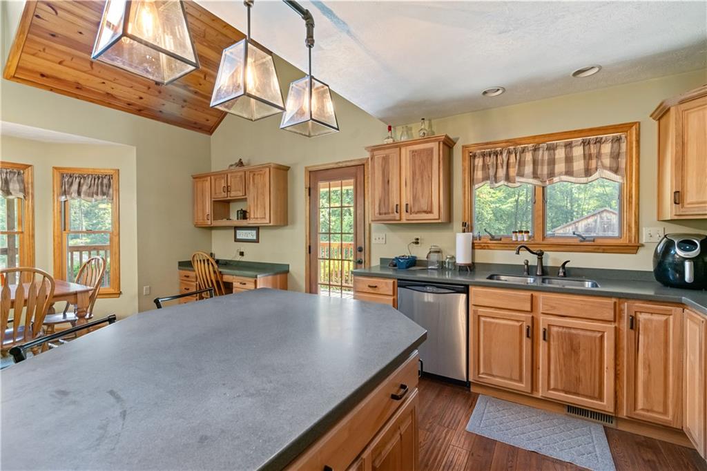 50 Beam Run Road Gibsonia, PA 15044 - Photo 6 of 32 Gallery Image 6