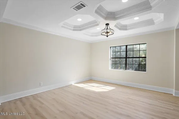 $3,250 | 749 East North Street, Pass Christian, MS 39571