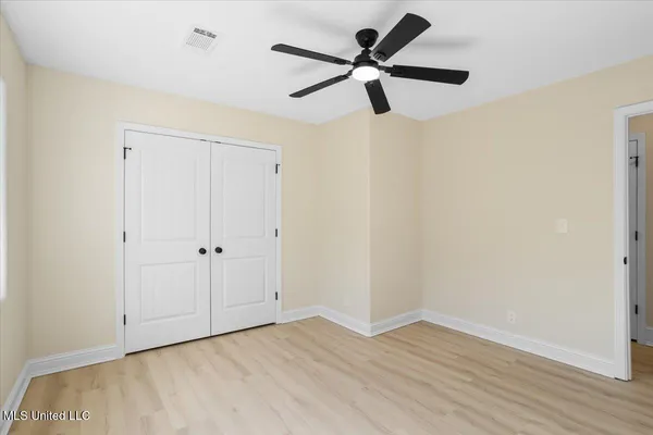 $3,250 | 749 East North Street, Pass Christian, MS 39571