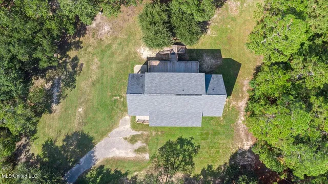 $3,250 | 749 East North Street, Pass Christian, MS 39571