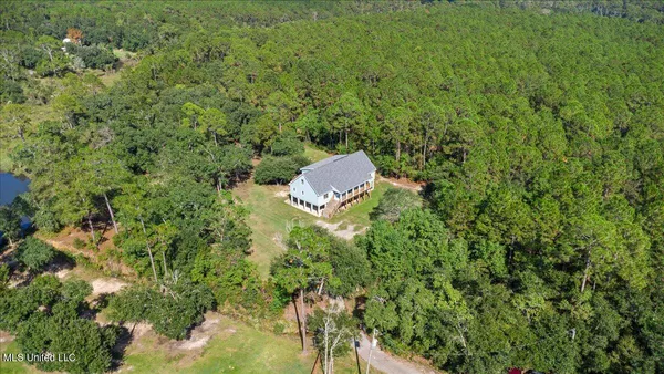 $3,250 | 749 East North Street, Pass Christian, MS 39571