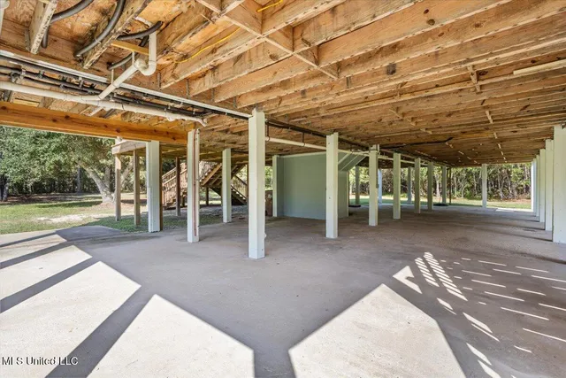 $3,250 | 749 East North Street, Pass Christian, MS 39571