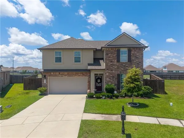 $380,000 | 813 Bent Cypress Lane, Slidell, LA 70461
