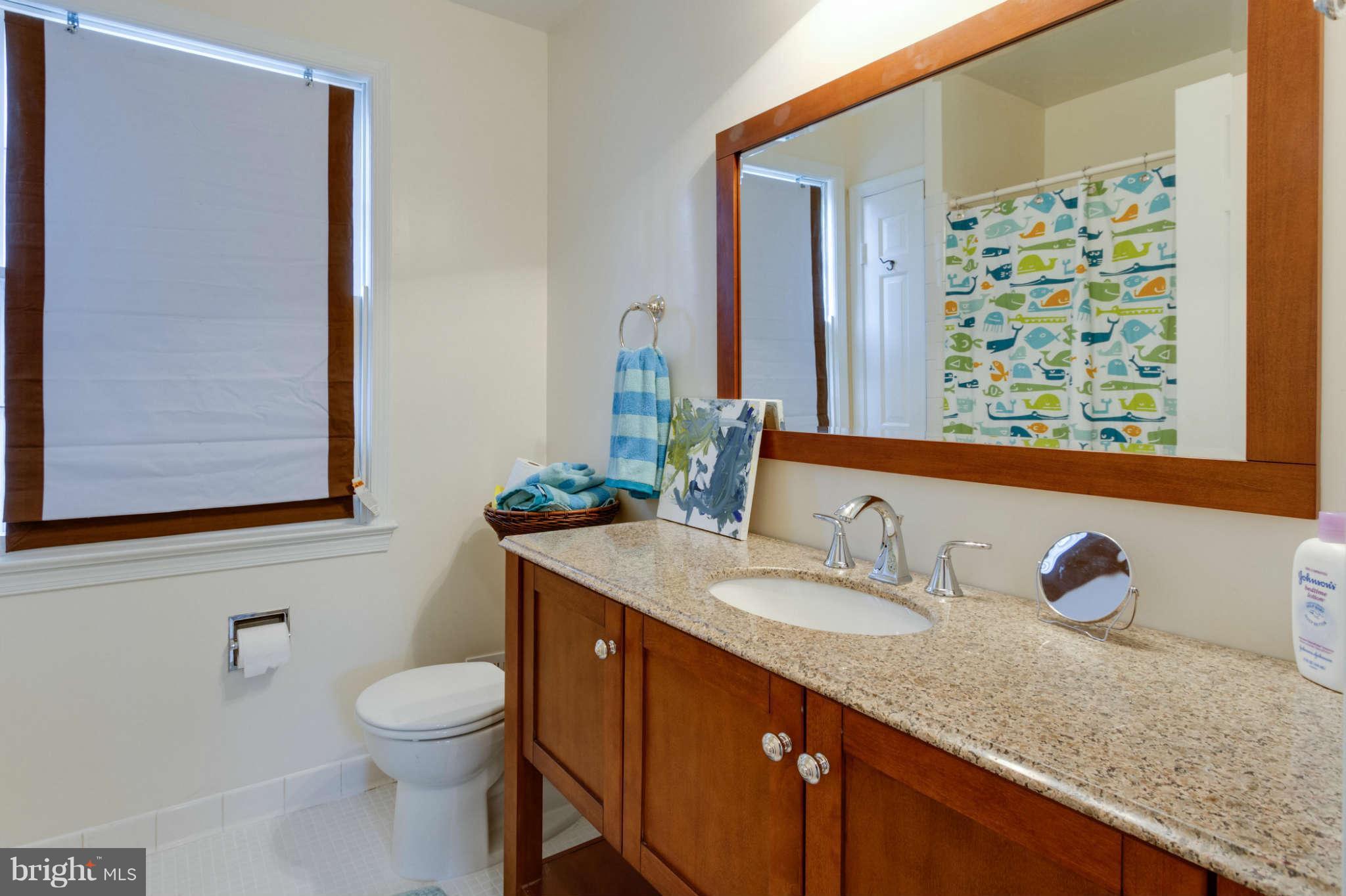 4509 Tournay Road Bethesda, MD 20816 - Photo 17 of 23 Bath