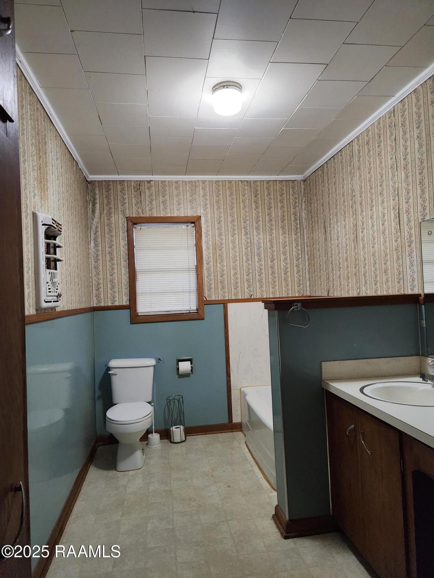 1514 West Lincoln Road Ville Platte, LA 70586 - Photo 17 of 33 20251114_154217