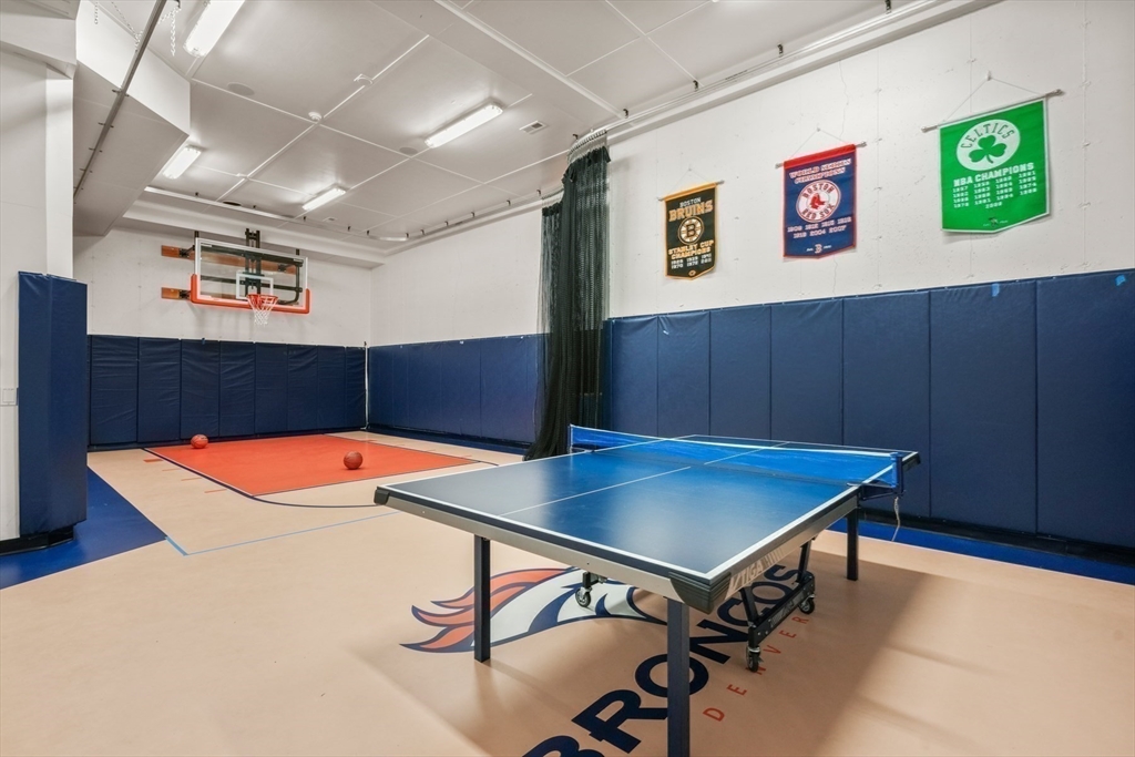 121 Livingston Road Wellesley, MA 02482 - Photo 28 of 42