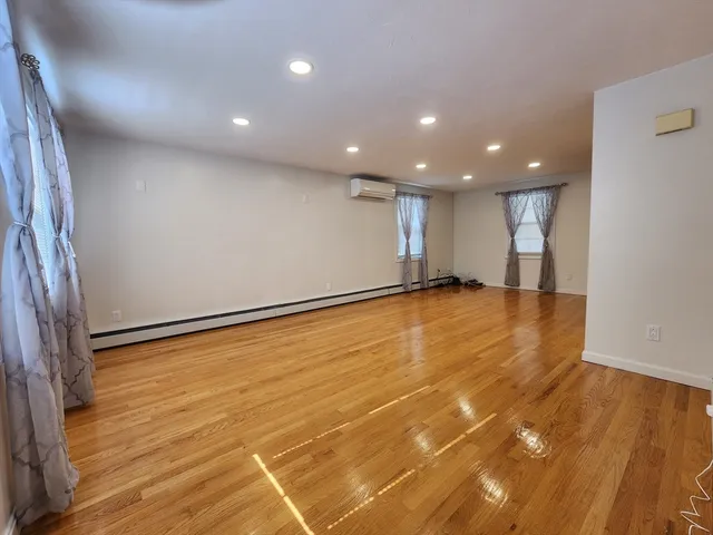 $480,000 | 7 Atlas Street, Worcester, MA 01604