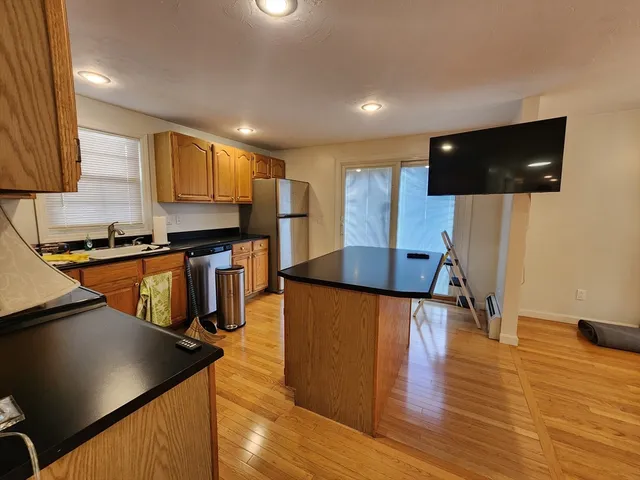 $480,000 | 7 Atlas Street, Worcester, MA 01604