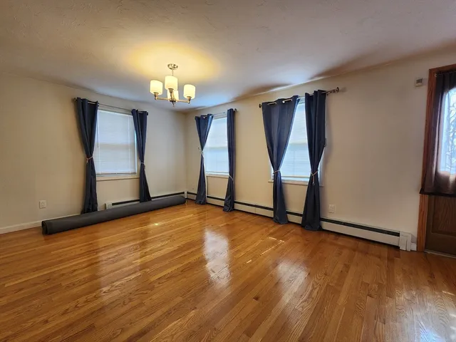 $480,000 | 7 Atlas Street, Worcester, MA 01604