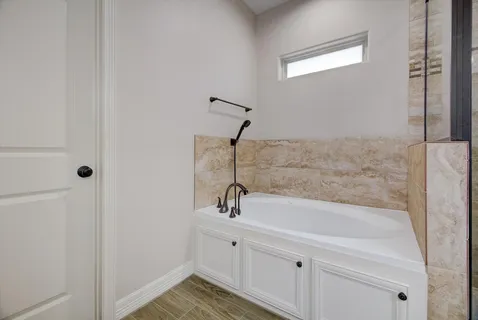 $395,000 | 210 Road 662 Dayton Tx 77535, Dayton, TX 77535