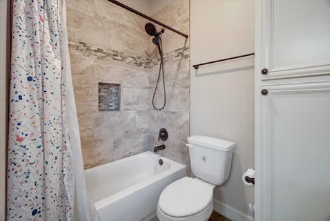 $395,000 | 210 Road 662 Dayton Tx 77535, Dayton, TX 77535