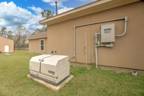 $395,000 | 210 Road 662 Dayton Tx 77535, Dayton, TX 77535