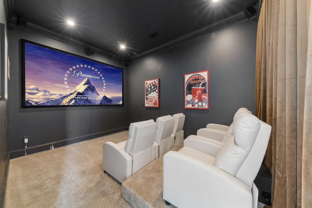 124 Private Road 2202 Decatur, TX 76234 - Photo 19 of 40 a living room with furniture and a flat screen tv