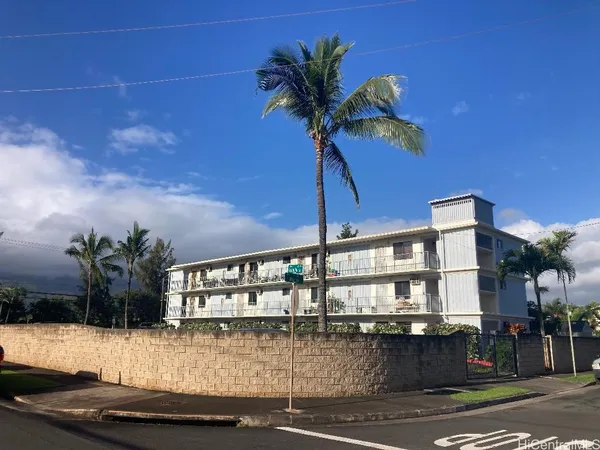 $3,000 | 68-041 Waialua Beach Road, Unit 302, Waialua, HI 96791