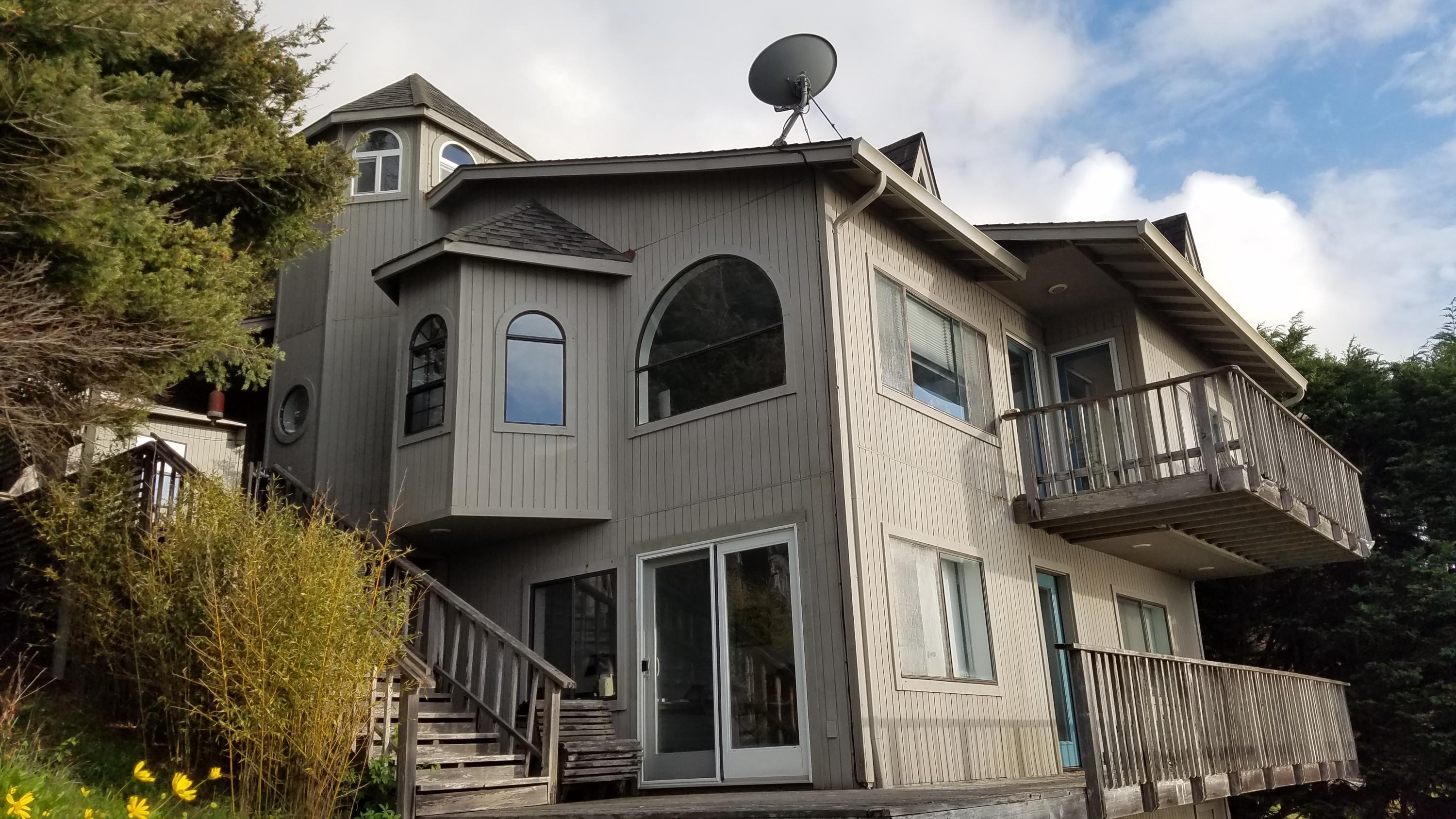 54 Ridgeview Circle Whitethorn, CA 95589 - Photo 1 of 1 Gallery Image 1