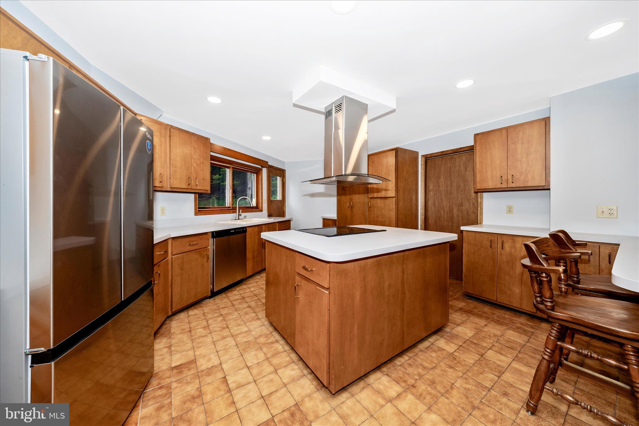 2813 Fry Road Jefferson, MD 21755 - Photo 12 of 51 Kitchen