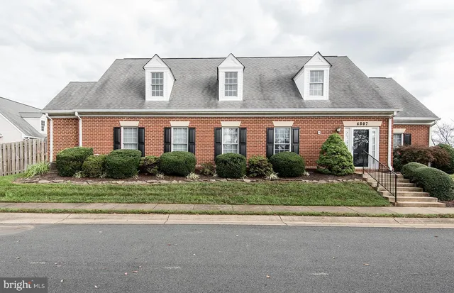 $2,050 | 6807 Carmel Lane, Fredericksburg, VA 22407