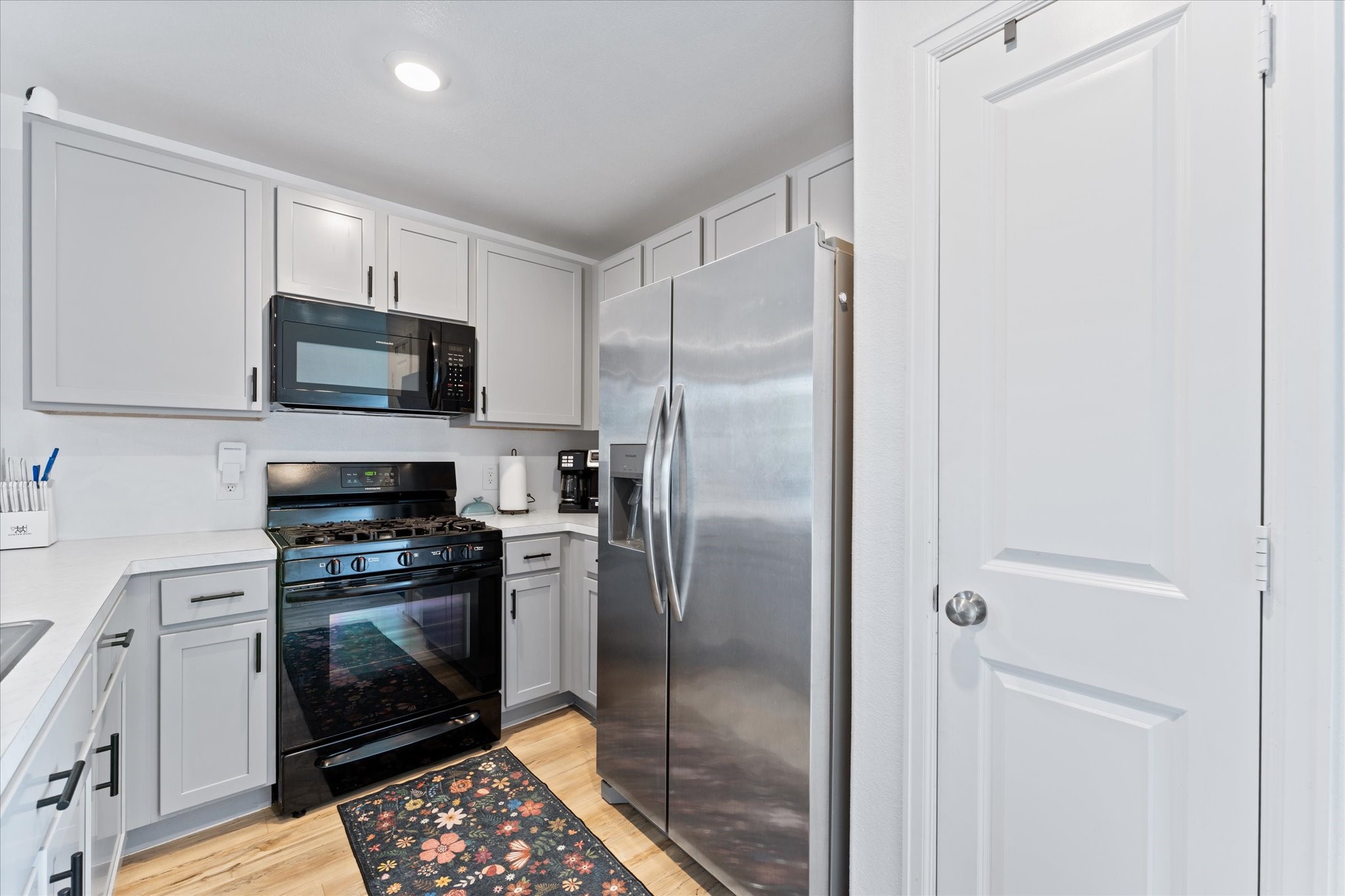 248 Rustic Ridge Circle Magnolia, TX 77354 - Photo 10 of 27 ample cabinet space & pantry