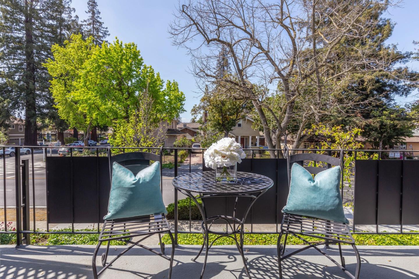 759 Middlefield Road Palo Alto, CA 94301 - Photo 7 of 35 a view of a chairs and tables in the back yard of the house