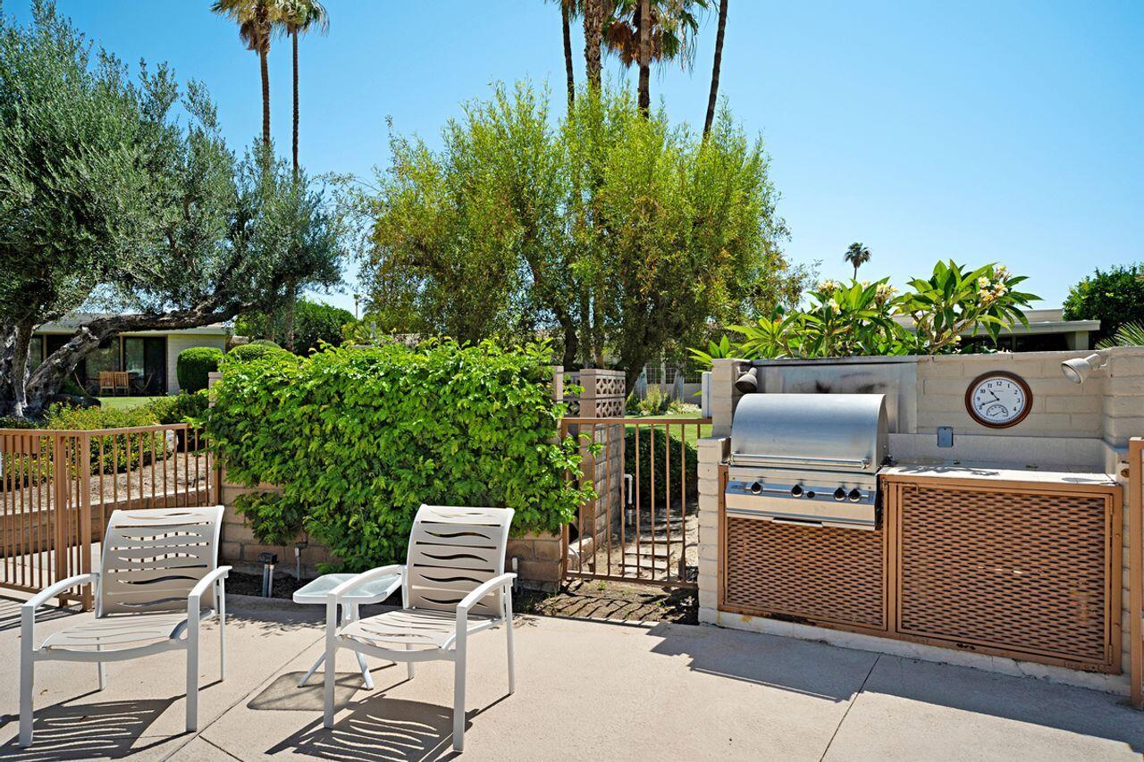 45475 Pueblo Road Indian Wells, CA 92210 - Photo 30 of 30 a view of a chairs and table in the patio