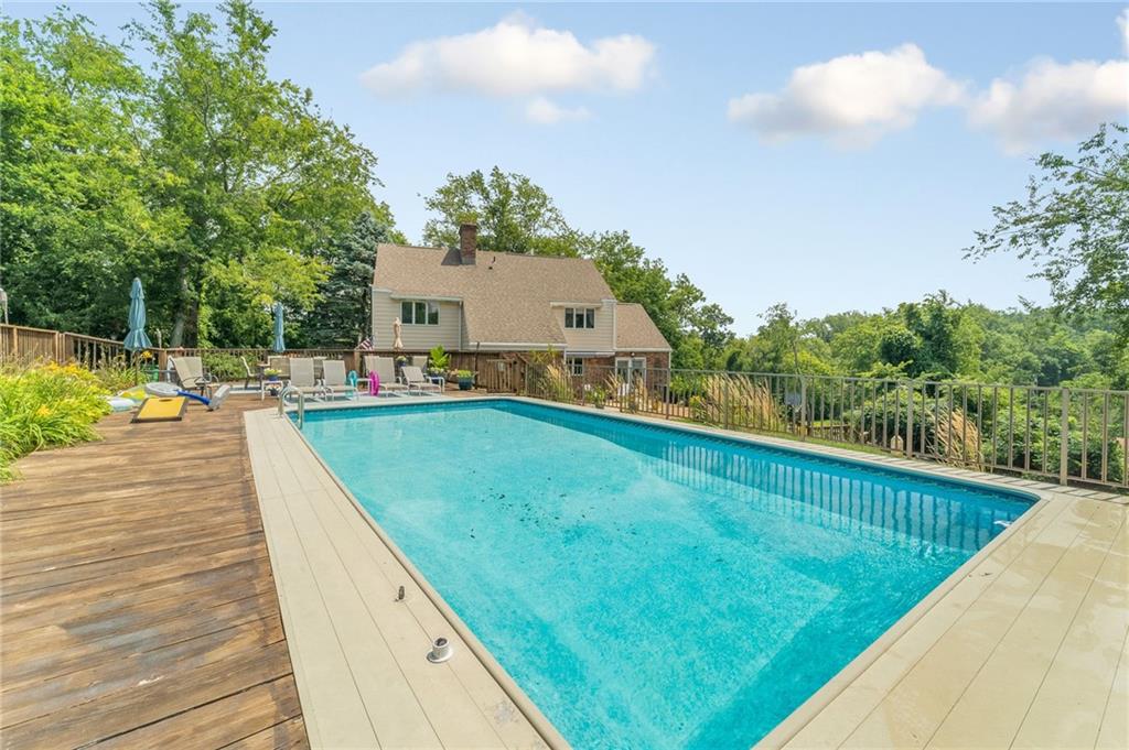 145 Conklin Road Washington, PA 15301 - Photo 3 of 25 Gallery Image 3