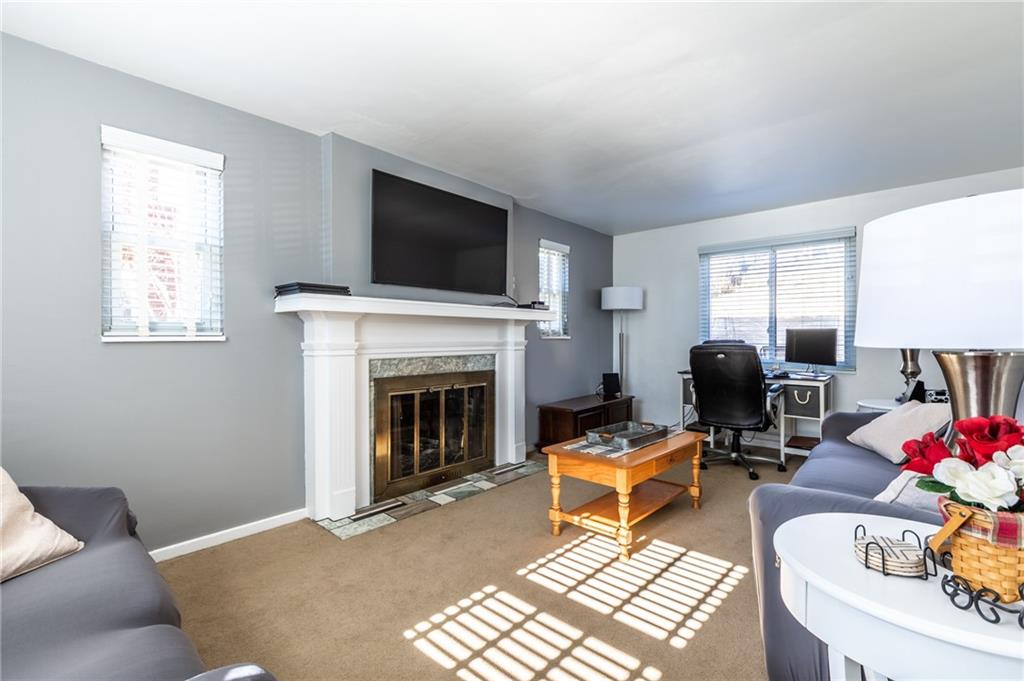 2046 Brookfield Road Pittsburgh, PA 15243 - Photo 2 of 25 Gallery Image 2