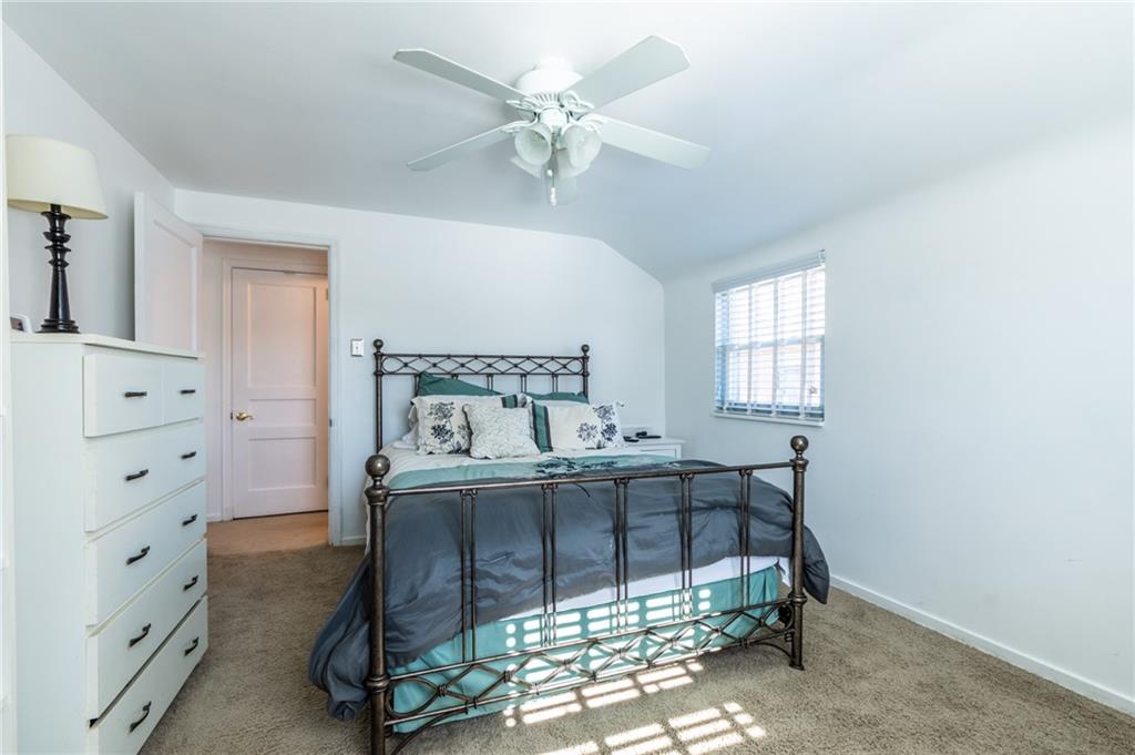2046 Brookfield Road Pittsburgh, PA 15243 - Photo 11 of 25 Gallery Image 11