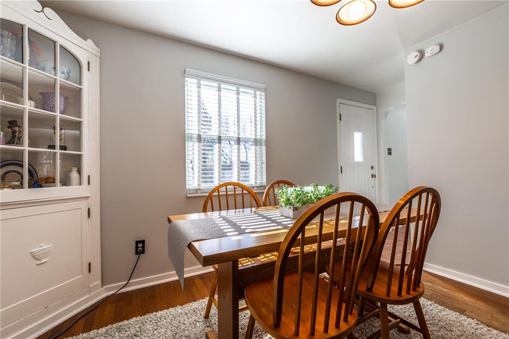 2046 Brookfield Road Pittsburgh, PA 15243 - Photo 7 of 25 Gallery Image 7