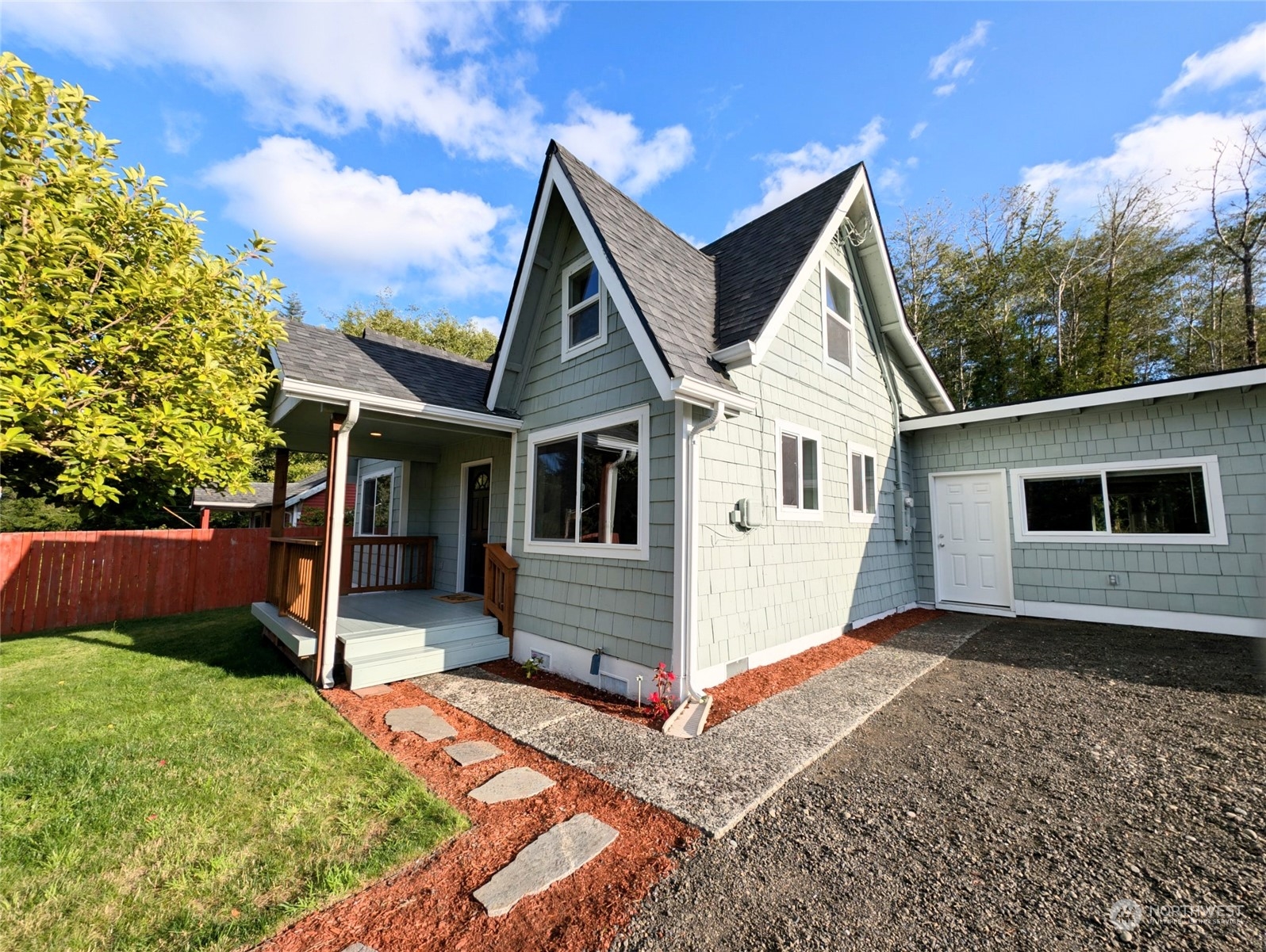 6813 River Road Aberdeen, WA 98520 - Photo 2 of 23 Gallery Image 2