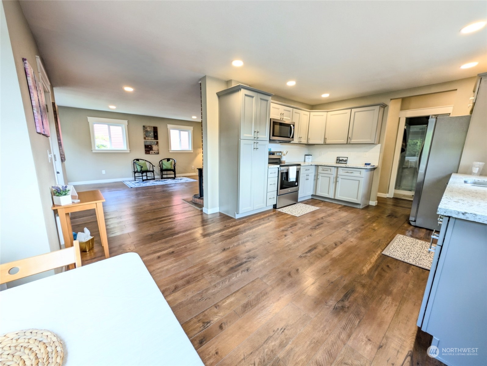 6813 River Road Aberdeen, WA 98520 - Photo 5 of 23 Gallery Image 5