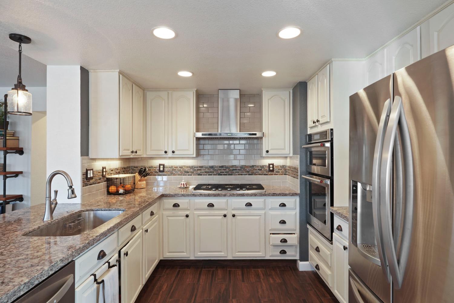 8866 Starfall Way Elk Grove, CA 95624 - Photo 15 of 43