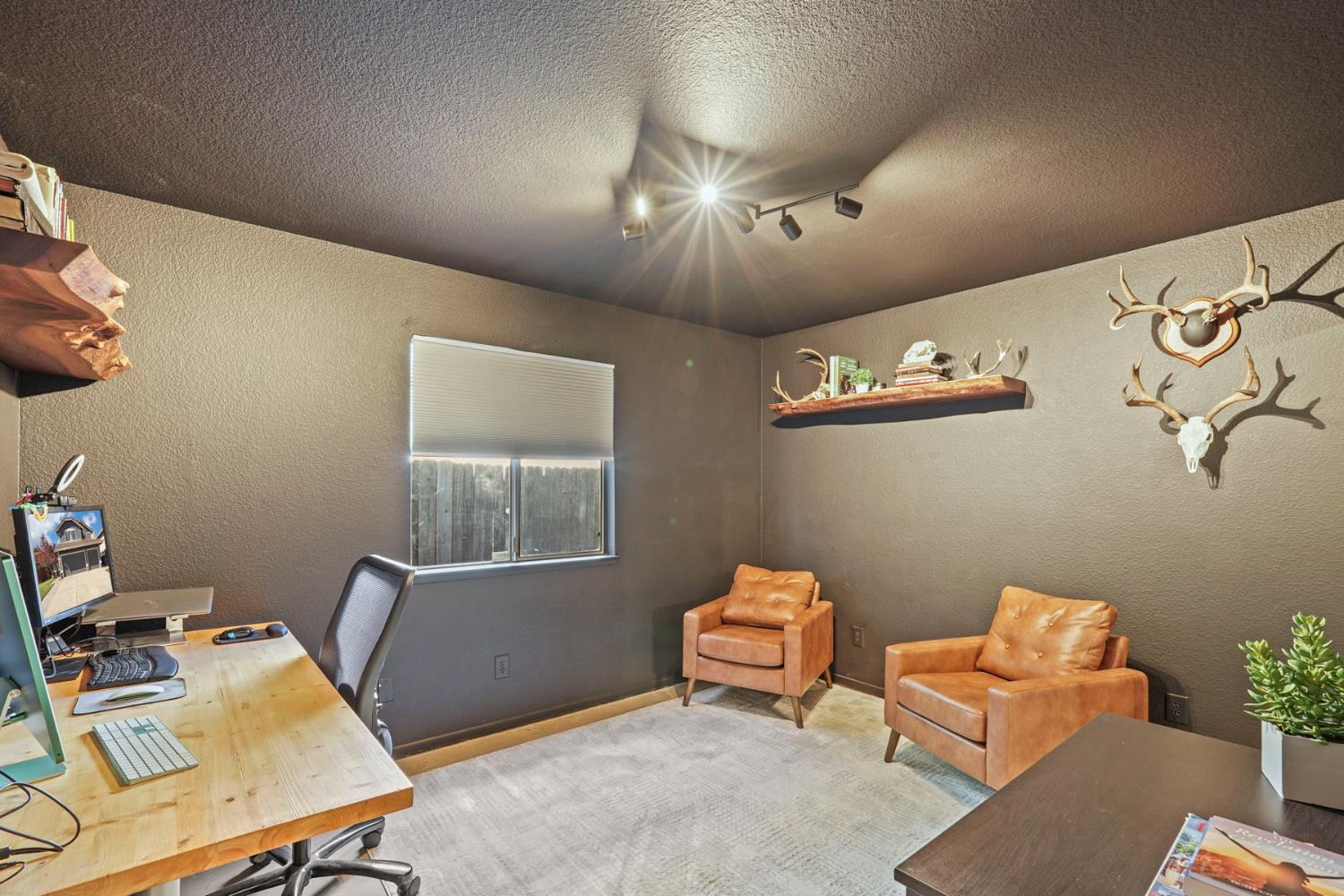 8866 Starfall Way Elk Grove, CA 95624 - Photo 36 of 43