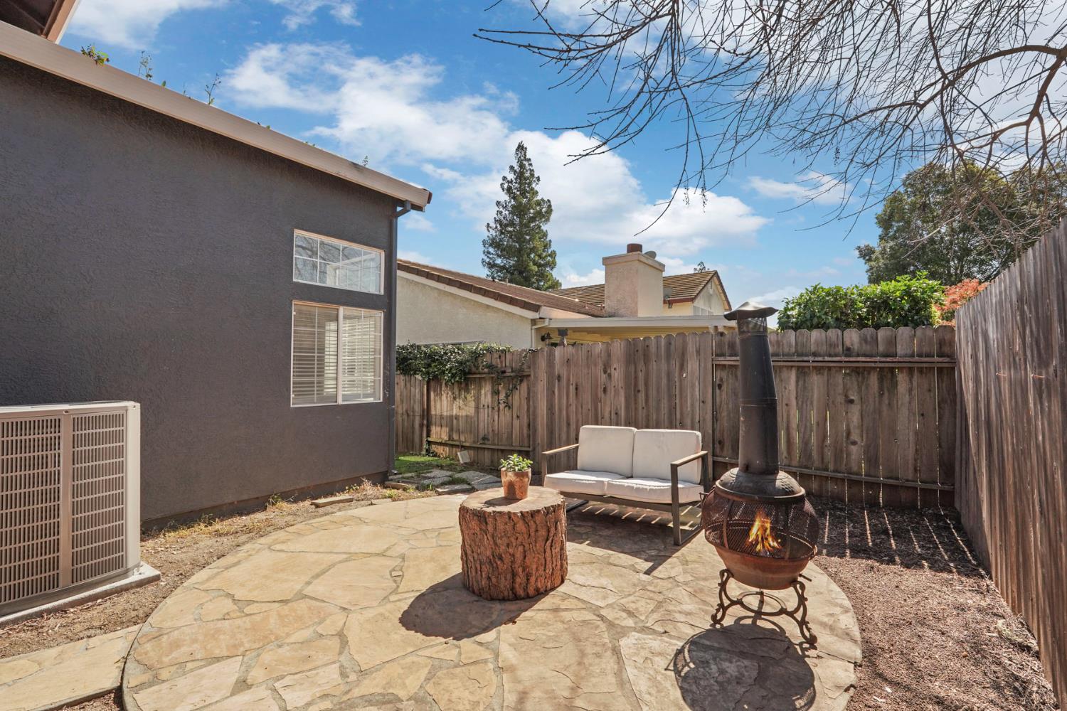 8866 Starfall Way Elk Grove, CA 95624 - Photo 40 of 43