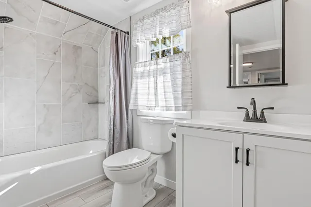 $325,000 | 405 Washington Street, Northfield, MN 55057