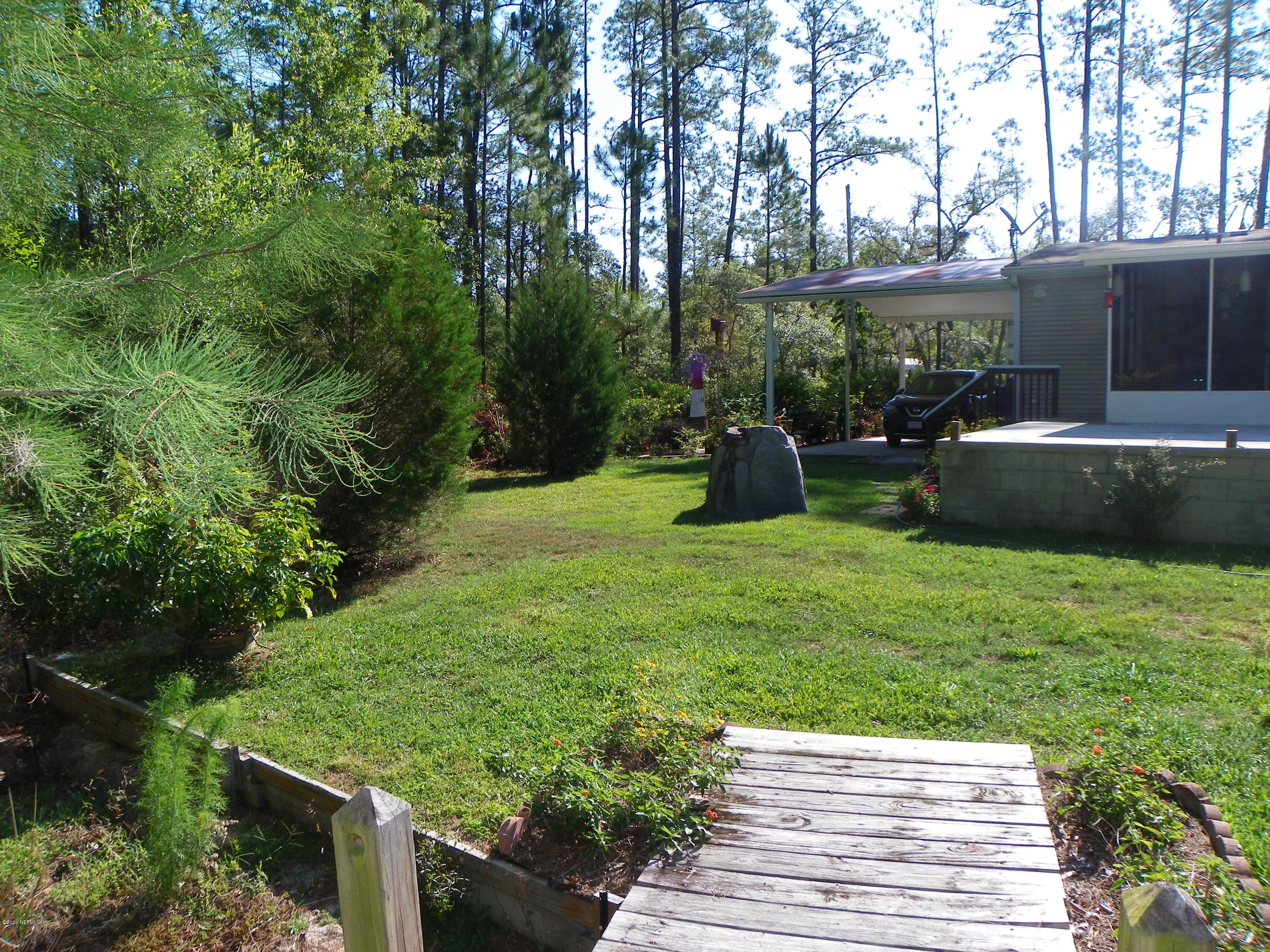 113 Childs Road Interlachen, FL 32148 - Photo 10 of 30 Back yard
