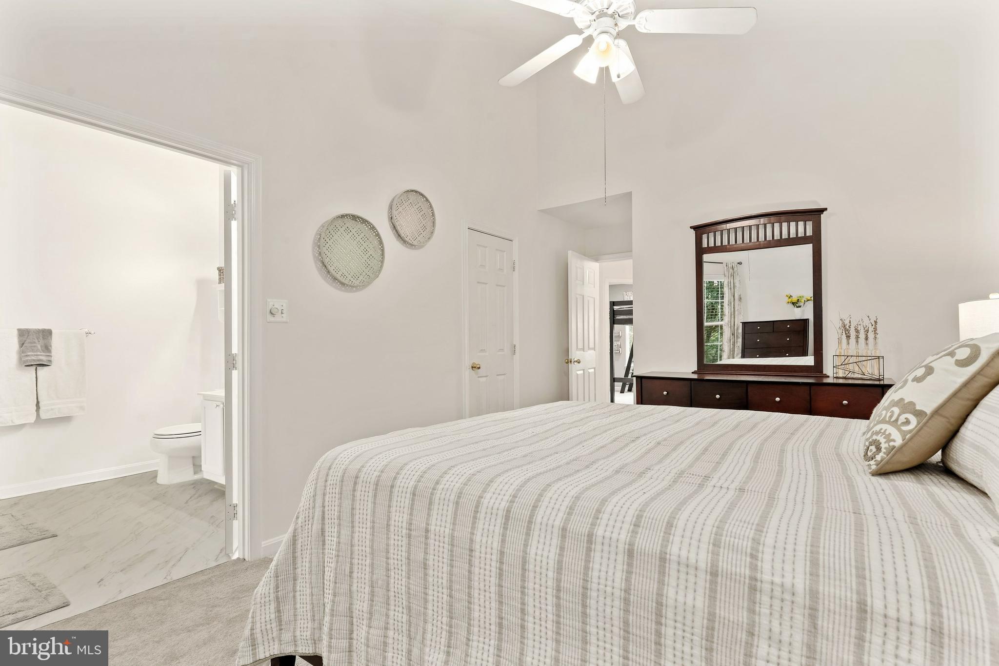 206 Connery Terrace Southwest Leesburg, VA 20175 - Photo 16 of 38