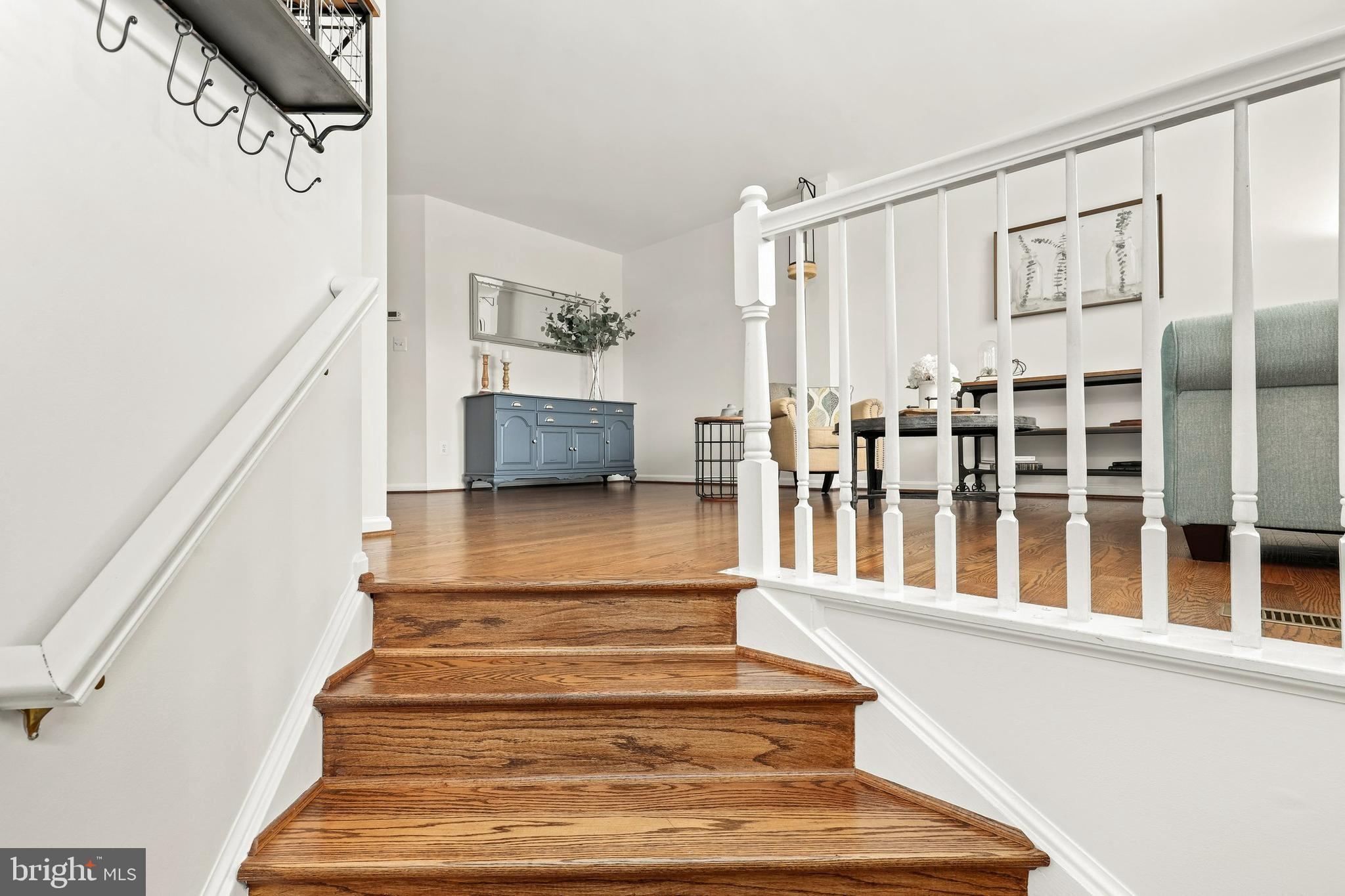 206 Connery Terrace Southwest Leesburg, VA 20175 - Photo 2 of 38