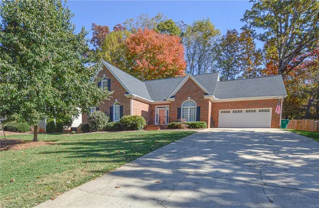 $565,000 | 4845 Hearthstone Road, Clemmons, NC 27012