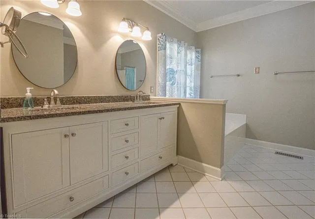 $565,000 | 4845 Hearthstone Road, Clemmons, NC 27012